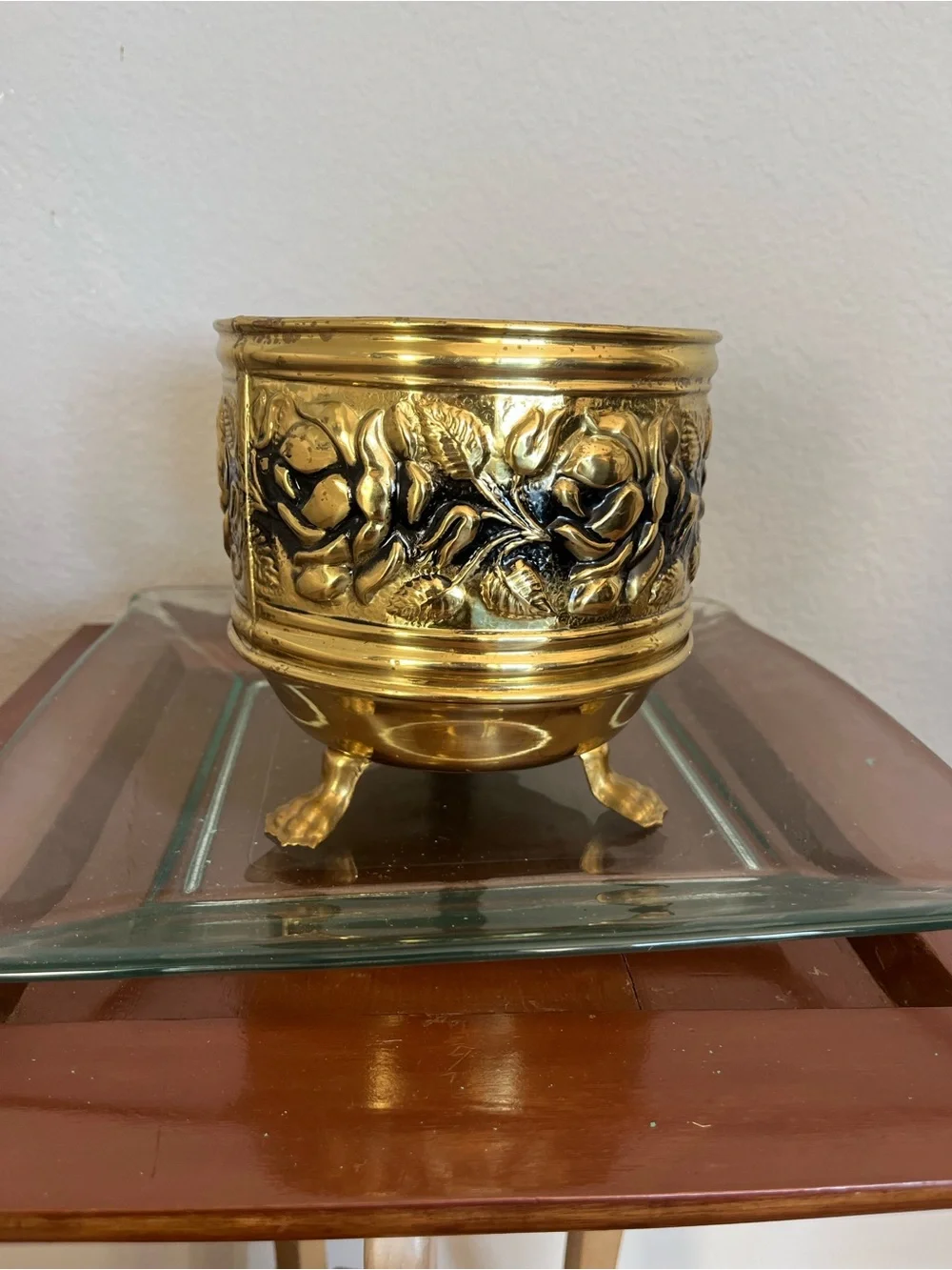 Flowered embossed brass planter england | Vintage plant pot with claw feet.